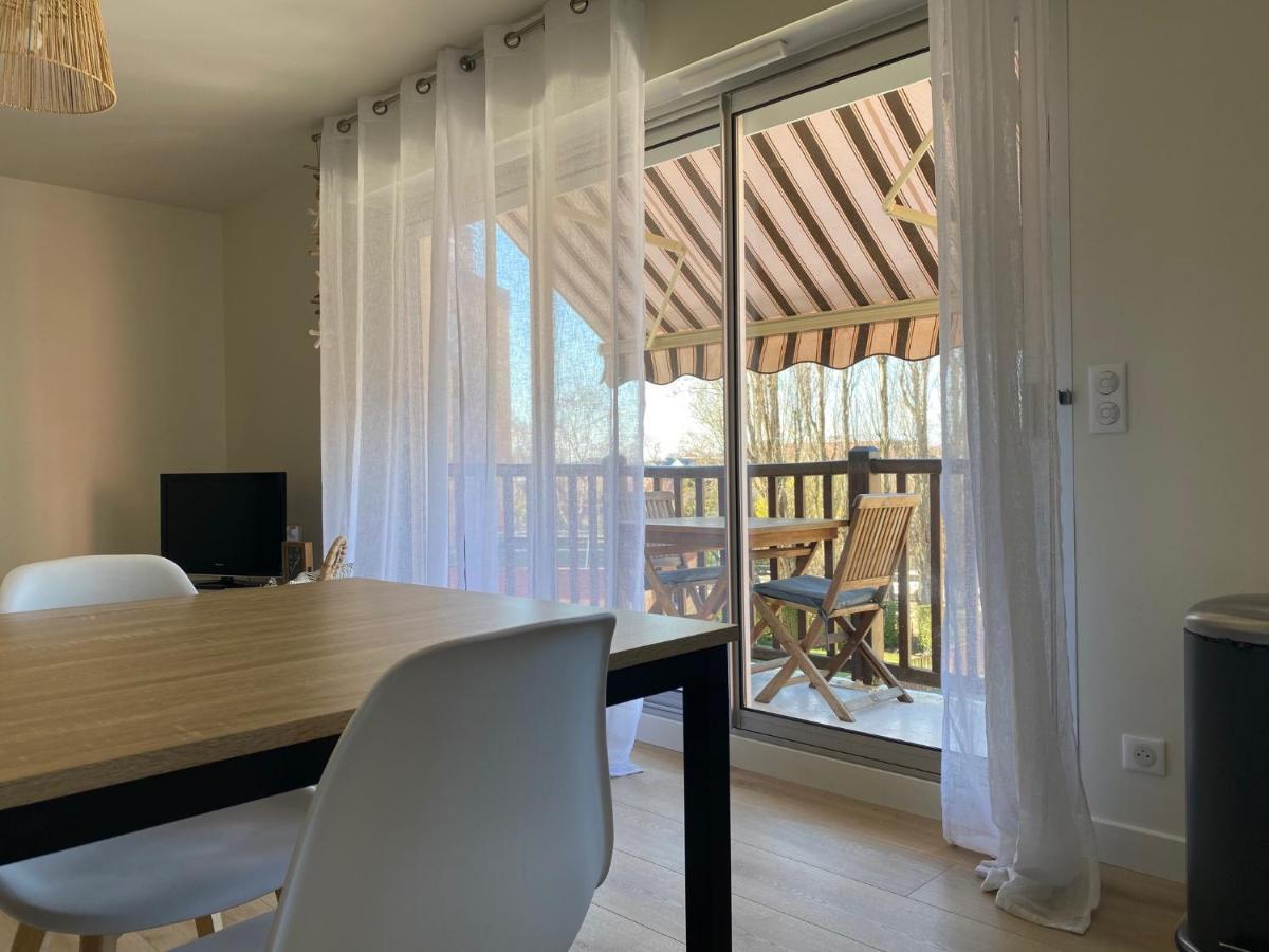 Hyper Centre - 2 Pieces Tout Confort - Terrasse - Ascenseur - Cabourg Exterior photo